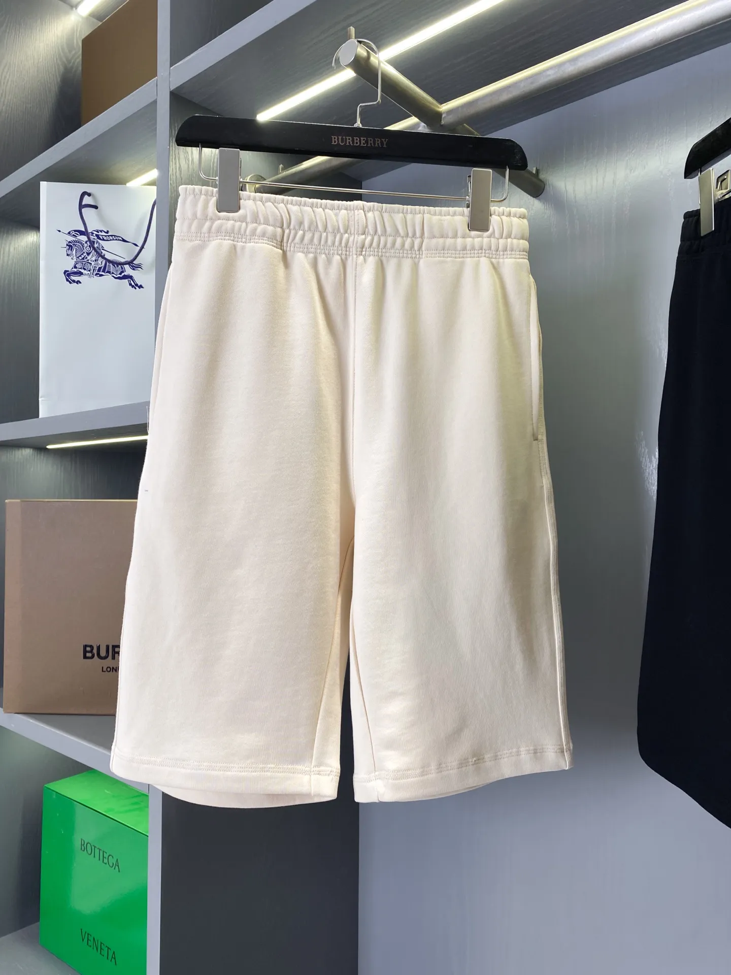 🅱️ 【2025 Series 】： Retro Versatile 、 Versatile ！ BUR ， 2025s ， 。 ，Size ， Size。 BUR ， ！！ ， ， ， ，Breathable ！ 。 ， ， ！！ ， 。OV ， 。 ， ， ！！ ， ！！ Sizes S、M、L、XL、XXL Size Size